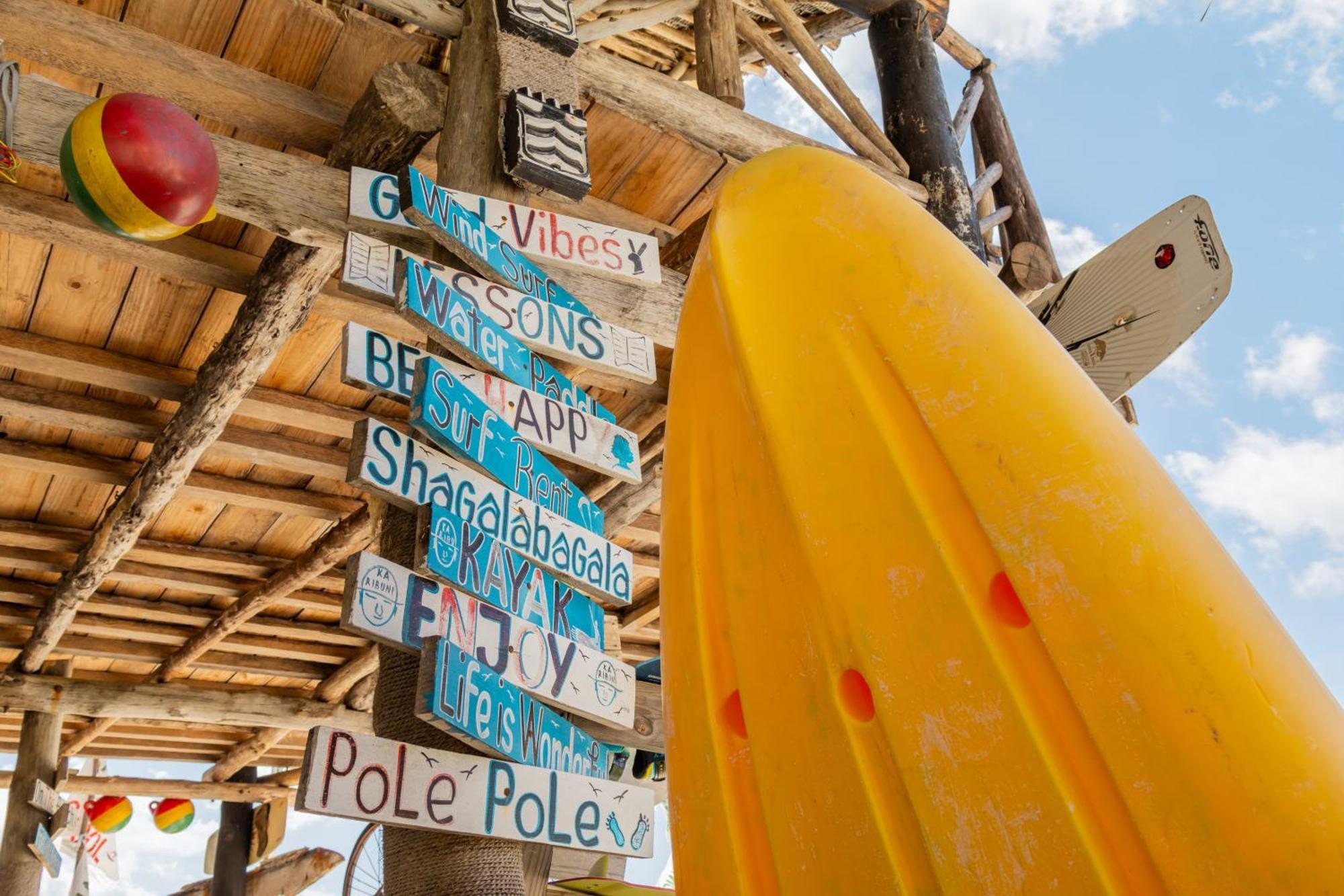 Pili Pili Beach 4* جامبياني