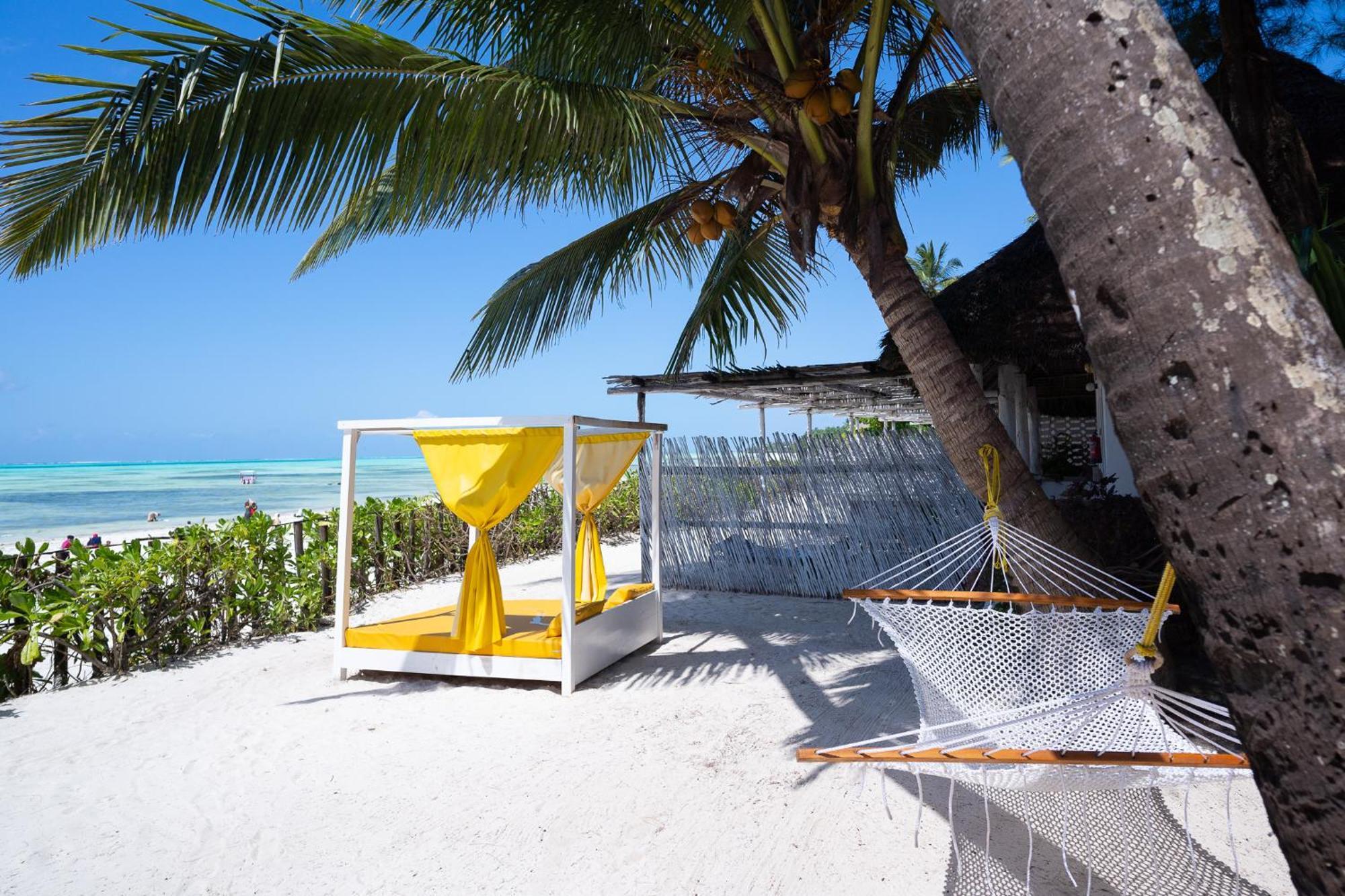 Pili Pili Beach 4* جامبياني