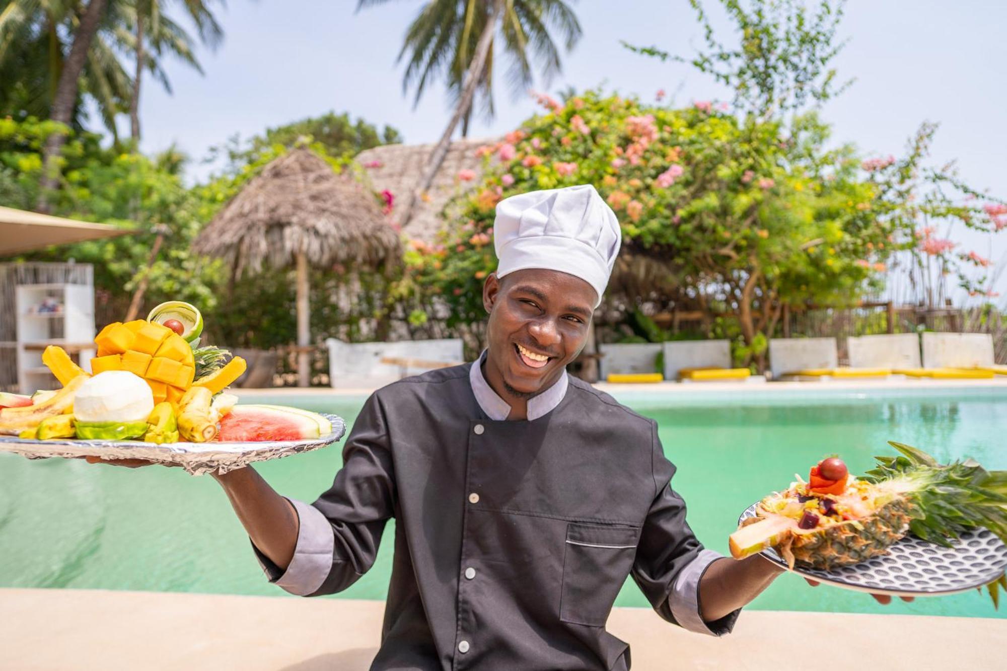 Pili Pili Beach 4* جامبياني